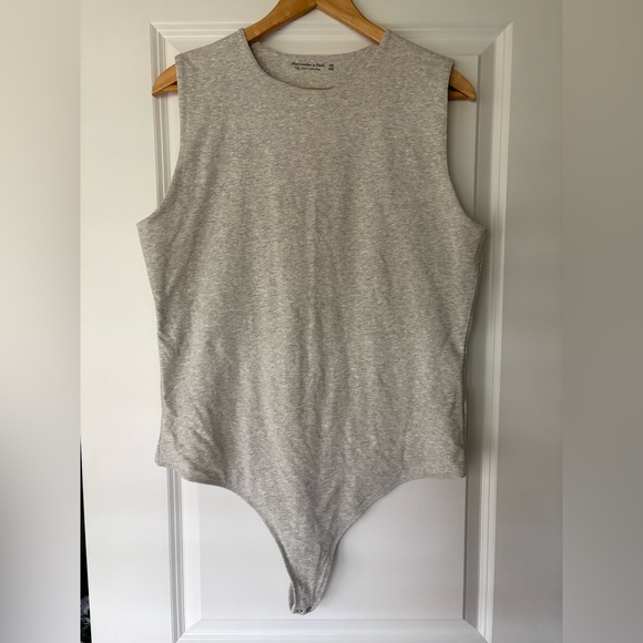 Abercrombie & Fitch Gray Bodysuit - Picture 1 of 3